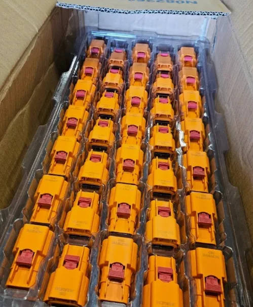 HVC2P28FS102